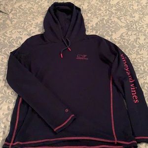 Vineyard vines navy hoodie size large.